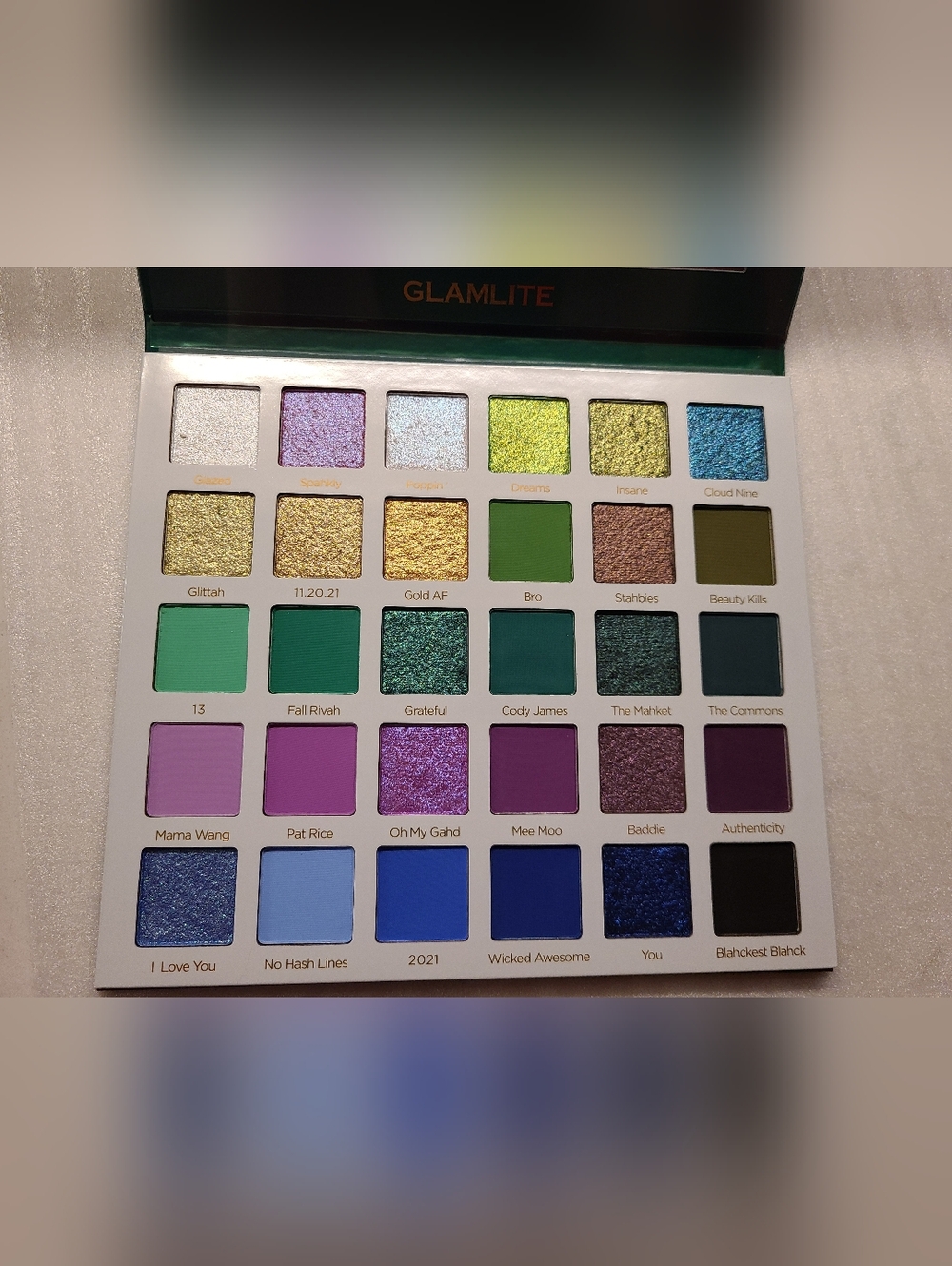Glamlite MIKAYLA 2 Eyeshadow Palette